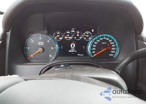 2017 Chevrolet Suburban Premier z USA, uszkodzony, nr VIN 1GNSKJKC0HR398356